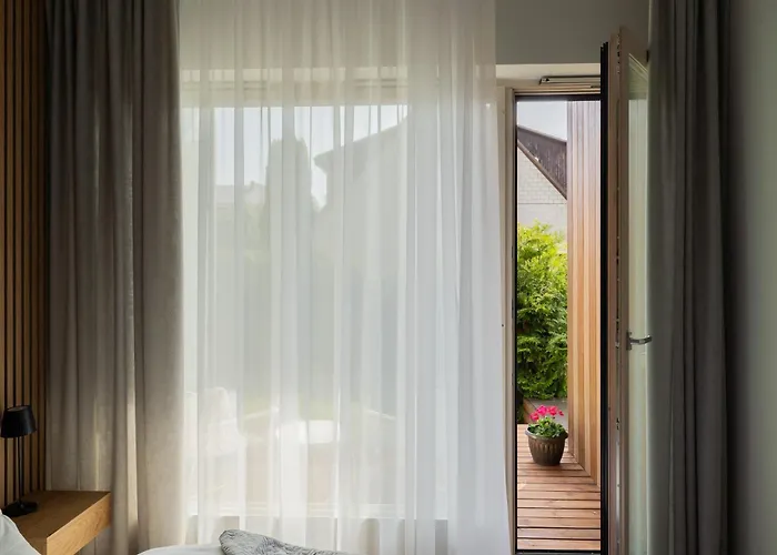 Aisa 39 Deluxe * Pärnu